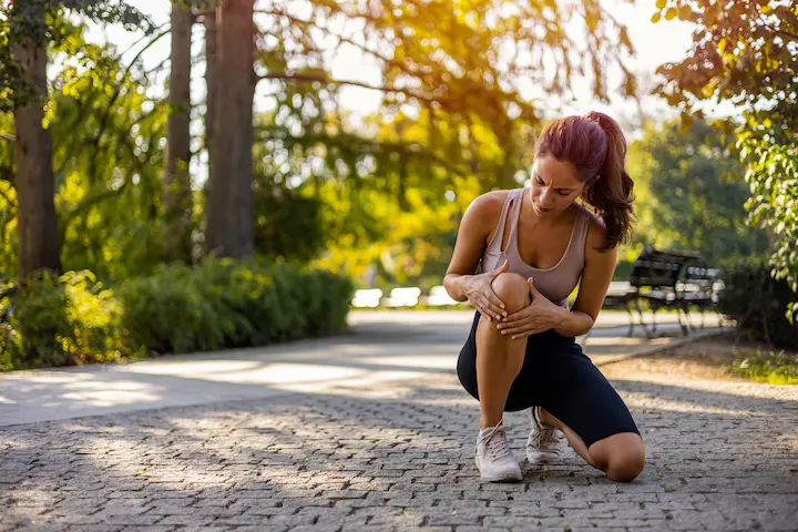 Overview of muscles prone to cramps: Calves and major muscle groups, common during strain.